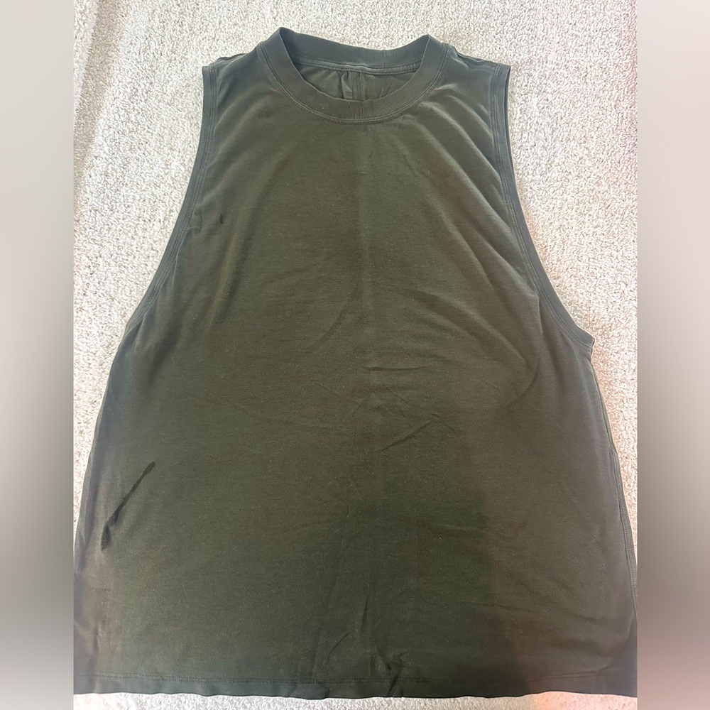 Lululemon muscle shirt